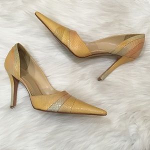 Guess by Marciano Snakeskin pumps size 7.5